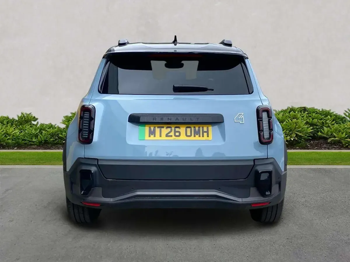 New Renault R4 Iconic 110 kW (150 HP) 2026 Blue/black Hatchback
