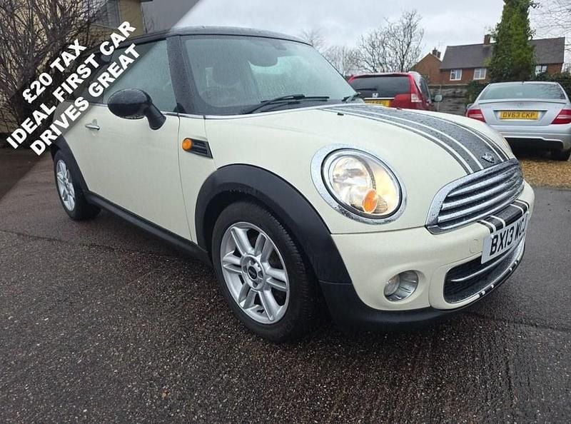 White Used 2013 Mini Cooper D Hatch Hatchback | £2,500 (Super price) - Image 1/4