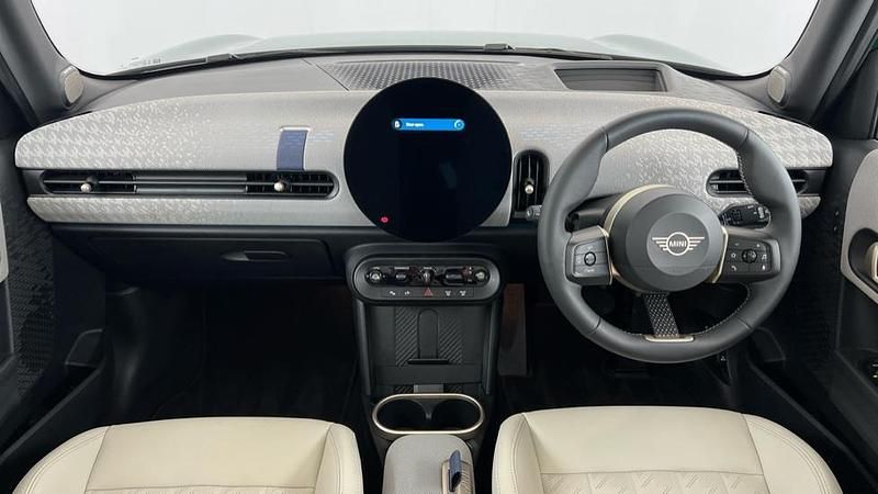 Used Mini Cooper S Hatch 201 HP (147 kW) 2025 Green Hatchback