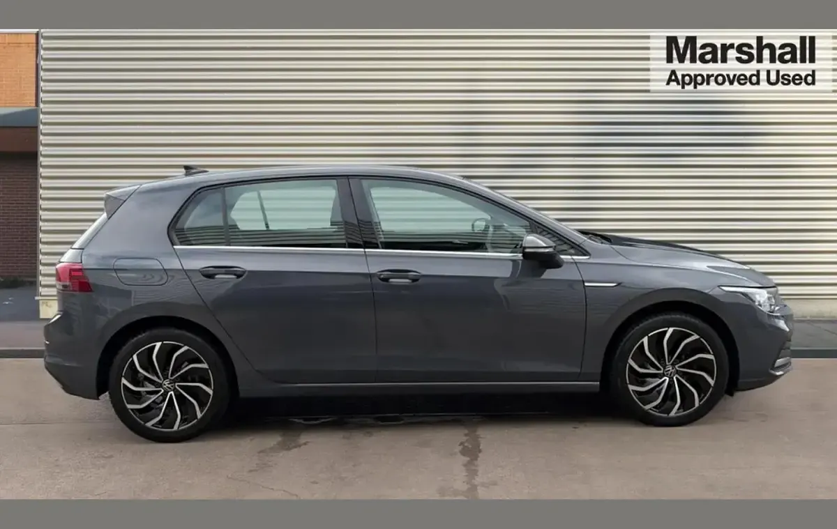 Used VW Golf VIII Style 147 HP (108 kW) 2024 Grey Hatchback