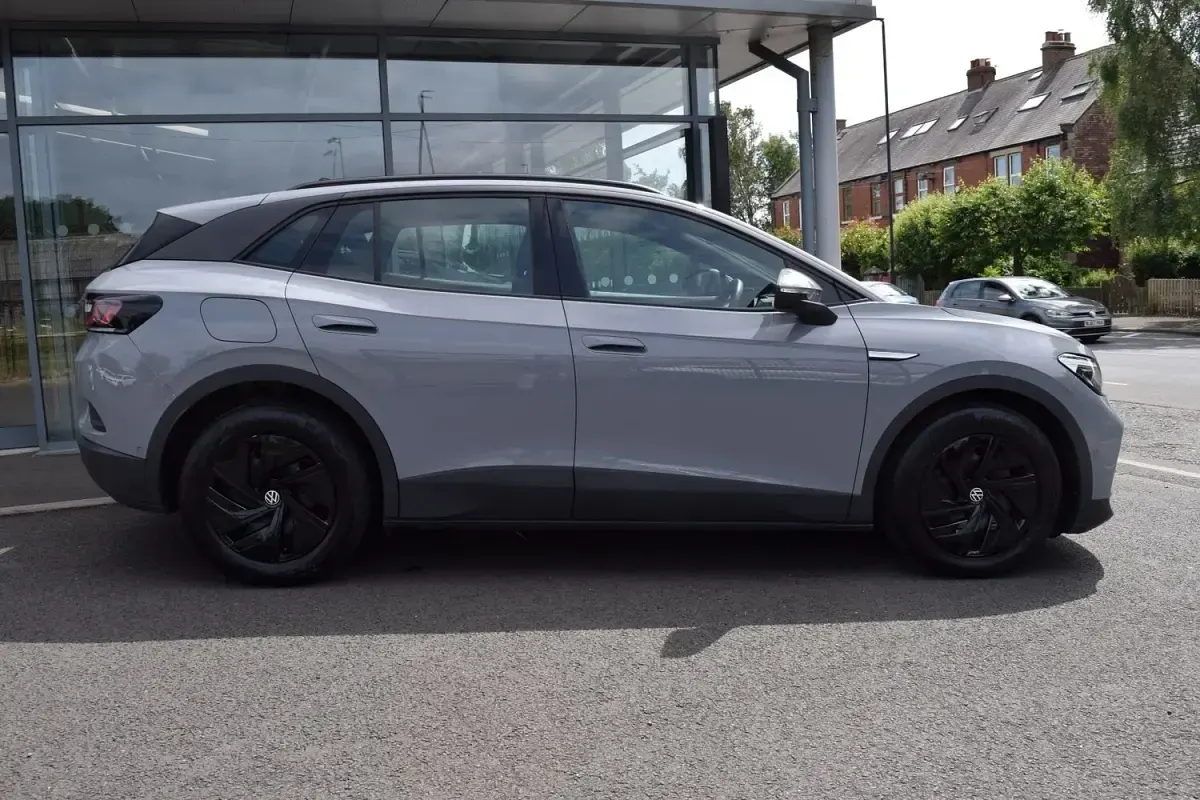 Used VW ID.4 Pure 125 kW (170 HP) 2023 Grey SUV
