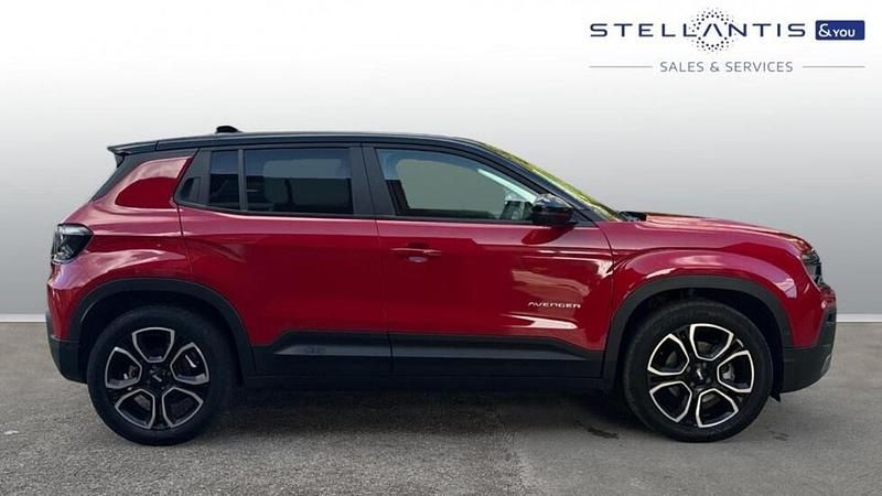 Used Jeep Avenger EV Summit 113 kW (154 HP) 2024 Red SUV