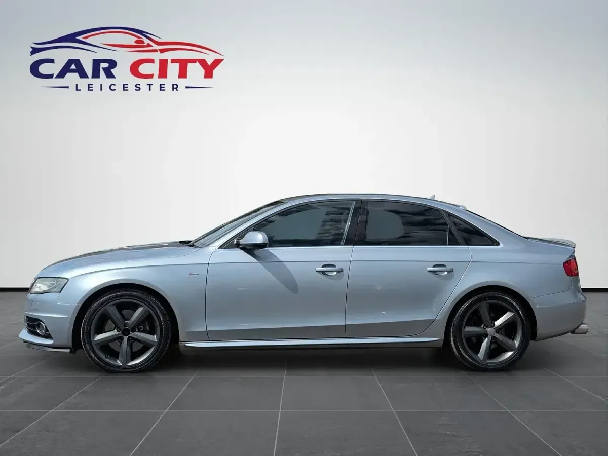 Used Audi A4 S-Line 240 HP (176 kW) 2009 Silver Sedan