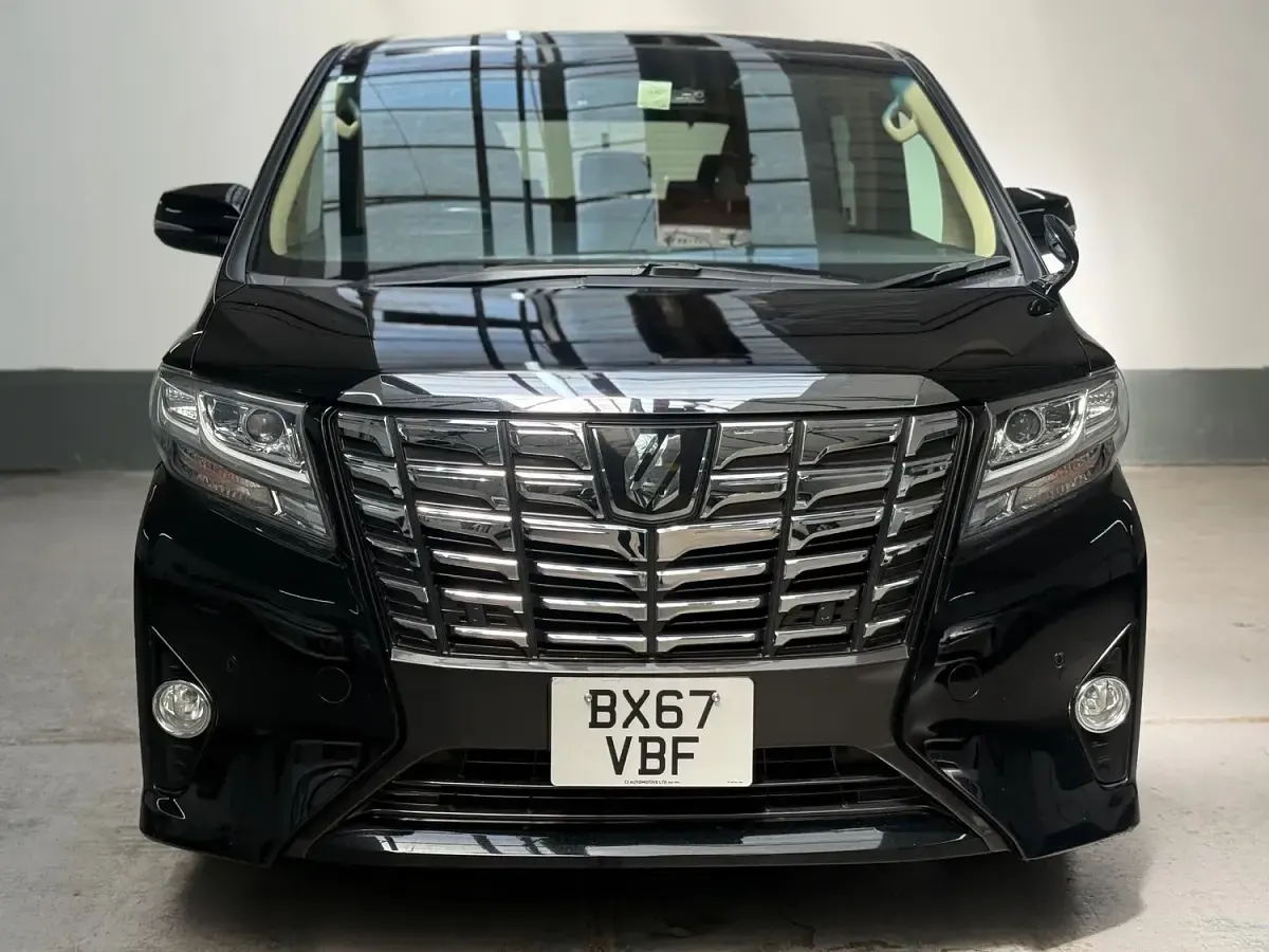 Used Toyota Alphard 182 HP (133 kW) 2026 Black MPV