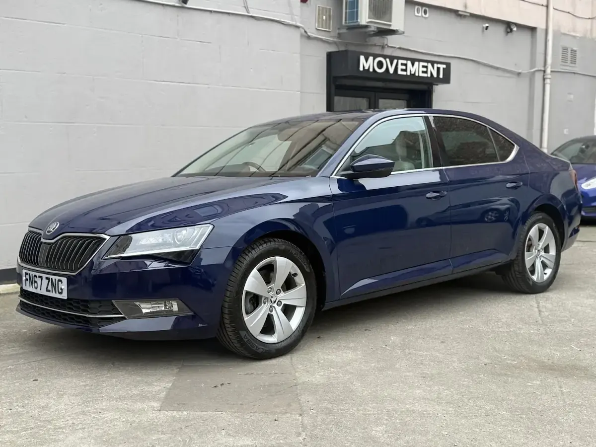 Used Skoda Superb SE L Executive 150 HP (110 kW) 2017 Blue Hatchback