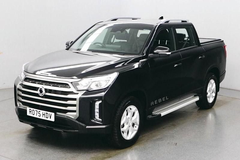 New Ssangyong (KGM) Musso 202 HP (148 kW) 2025 Black Pickup