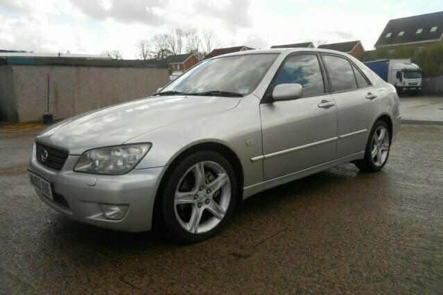 Used 2002 Lexus IS300 Sedan | £1,375 - Image 1/4