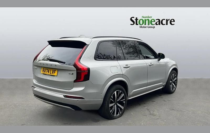 Used Volvo XC90 Plus 250 HP (183 kW) 2025 Silver SUV
