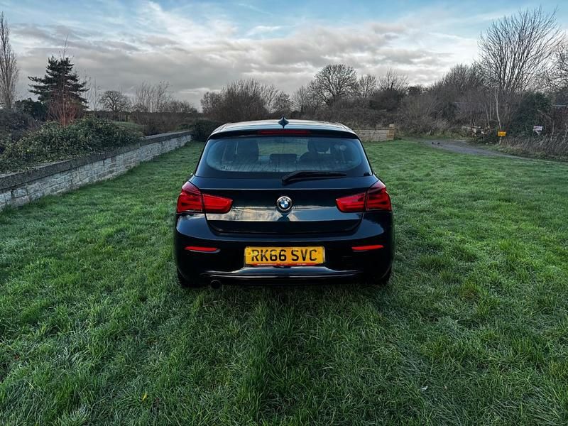 Used BMW 118 Sport Line 147 HP (108 kW) 2016 Blue Hatchback