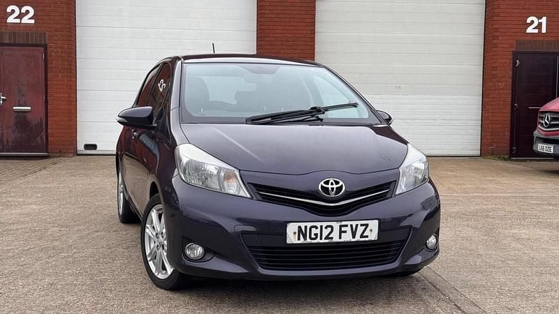 Used Toyota Yaris SR 2012 Blue Hatchback