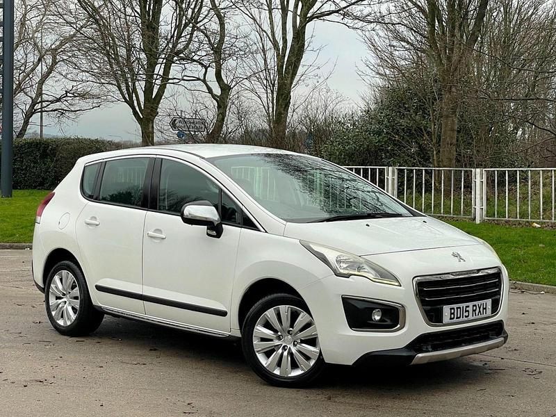 Used Peugeot 3008 Active 115 HP (84 kW) 2015 White Hatchback