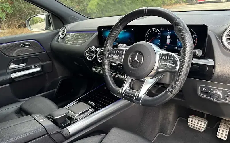 Used Mercedes GLA35 AMG Premium 306 HP (225 kW) 2021 Blue SUV