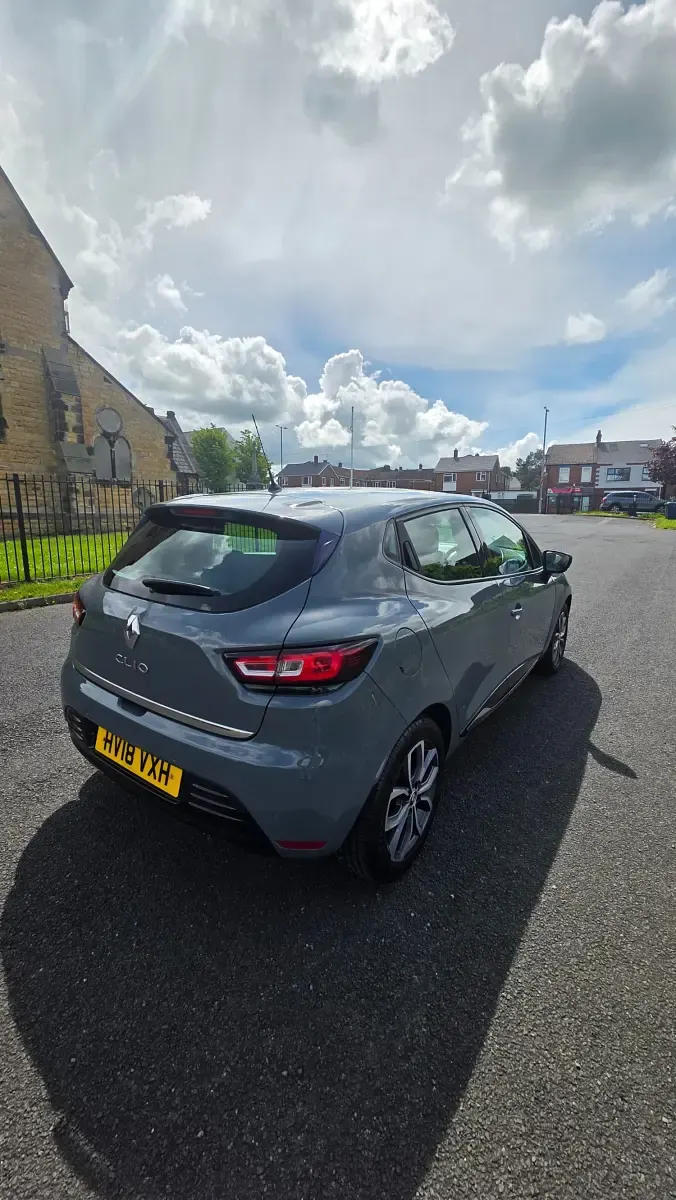 Begagnad Renault Clio IV Urban 2018 Grå Halvkombi