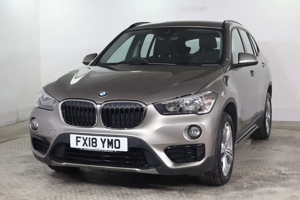 Used BMW X1 Sport Line 190 HP (139 kW) 2018 Silver SUV