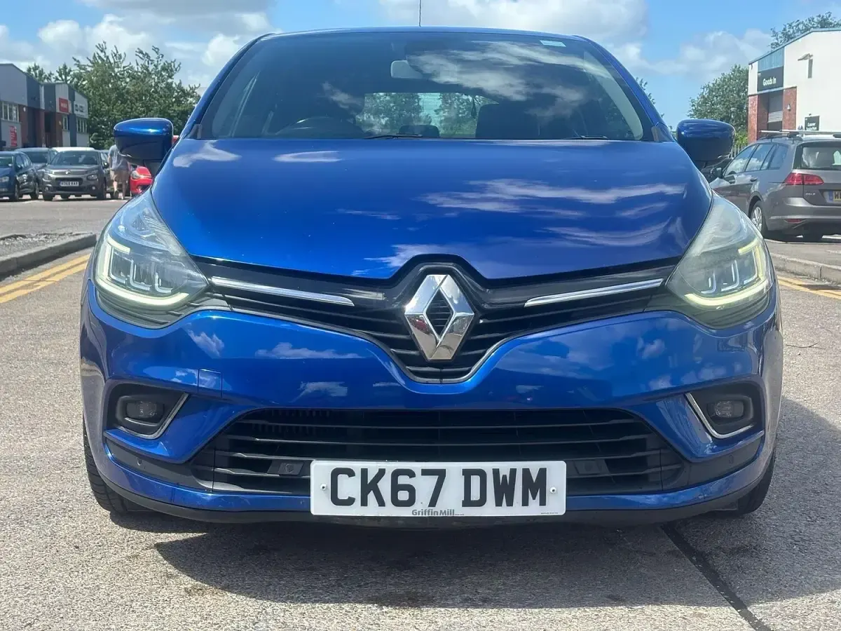 Used Renault Clio Signature 2017 Blue Hatchback