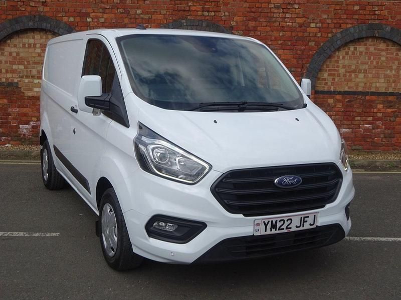 White Used 2022 Ford Transit Custom Trend Van | £12,495 (Good price) - Image 1/4