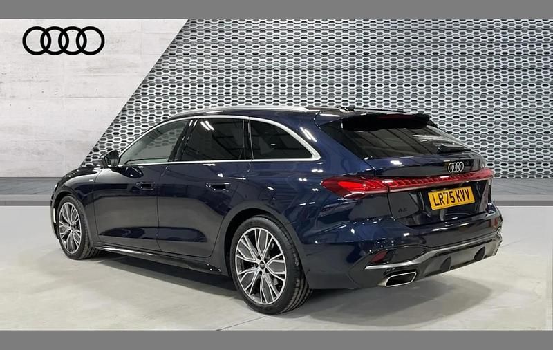 Used Audi A5 S-Line 200 HP (147 kW) 2025 Blue Estate