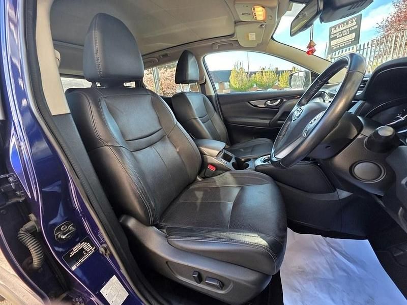 Used Nissan Qashqai Tekna 130 HP (95 kW) 2017 Blue SUV