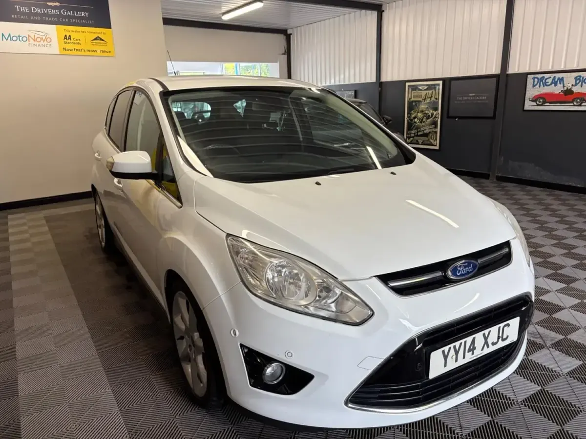 Używany Ford C-MAX Titanium 125 KM (91 kW) 2014 Biały Minivan