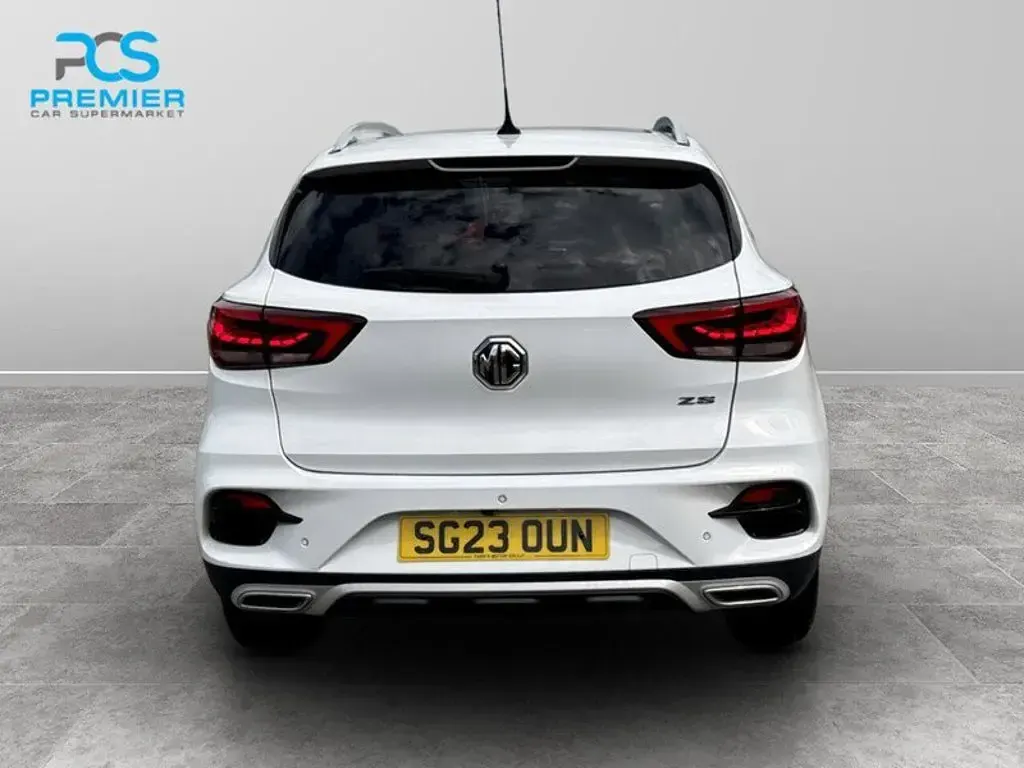 Used MG ZS Exclusive 111 HP (81 kW) 2023 White SUV