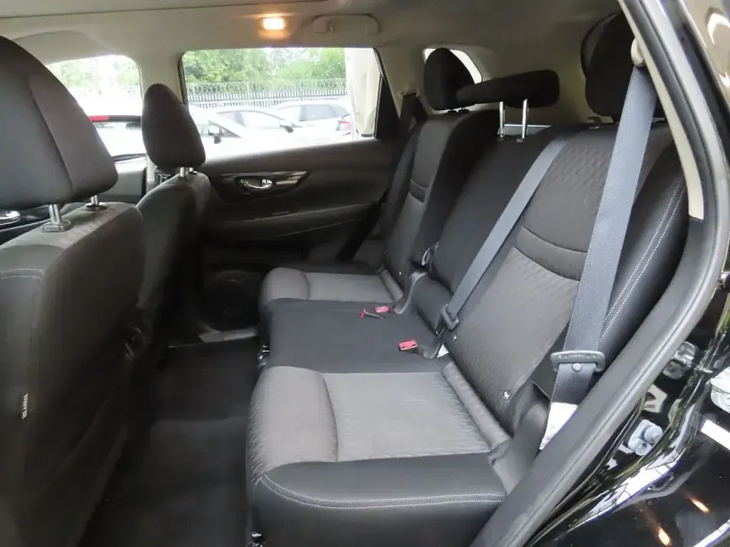 Used Nissan X-Trail N-Connecta 150 HP (110 kW) 2020 Black SUV