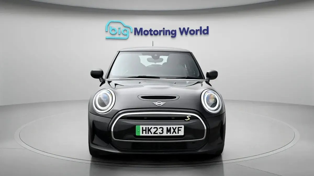 Used Mini Cooper SE Hatch 135 kW (184 HP) 2023 Hatchback