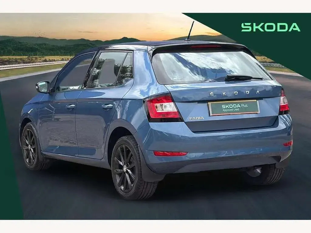 Used Skoda Fabia Colour Edition 94 HP (69 kW) 2021 Titan blue Hatchback