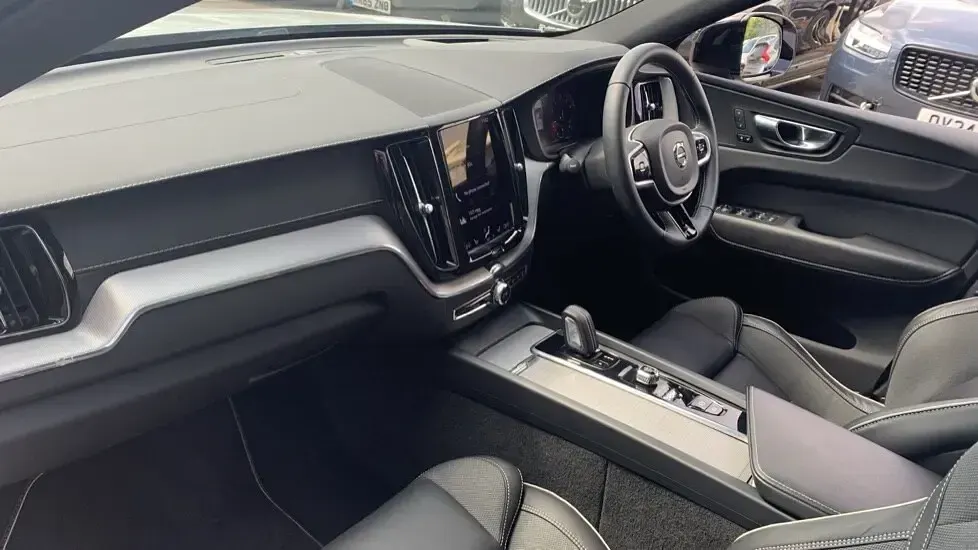 Used Volvo XC60 R-Design Pro 2021 Silver SUV