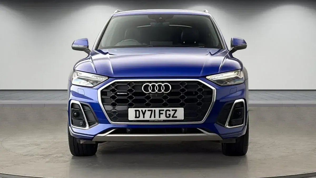 Used Audi Q5 S-Line 204 HP (150 kW) 2021 Ultra blue SUV