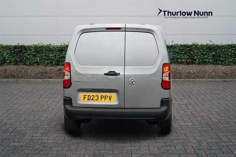 Used Vauxhall Combo S 100 HP (73 kW) 2023 Grey Van