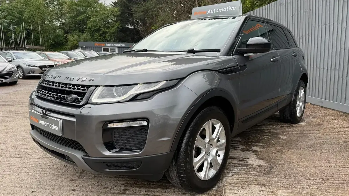 Used Land Rover Range Rover evoque SE 2017 Grey Estate