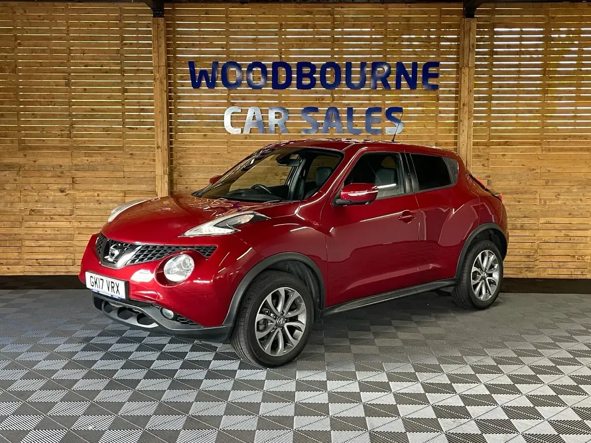 Used Nissan Juke Tekna 117 HP (86 kW) 2017 Red SUV