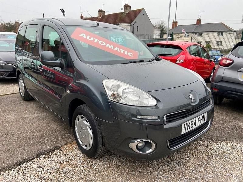 Used Peugeot TePee S 92 HP (67 kW) 2014 Grey MPV