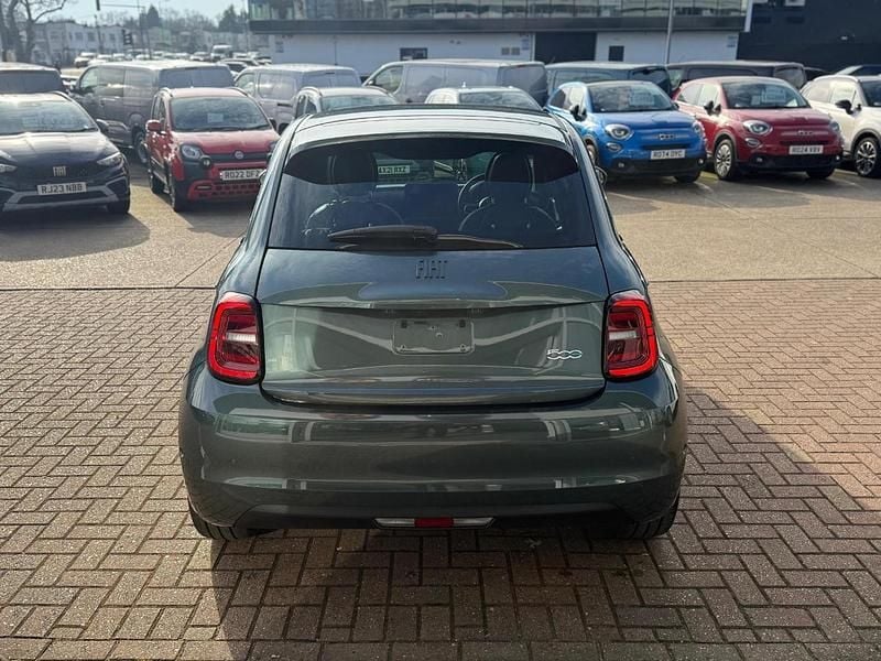New Fiat 500e 85 kW (116 HP) 2026 Green Hatchback