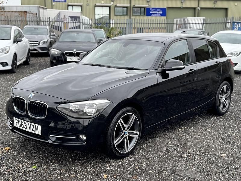 Used BMW 116 Sport Line 2013 Black Hatchback