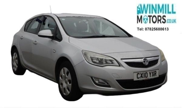 Silver Used 2010 Vauxhall Astra | £2,095 (A bit pricey) - Image 1/1