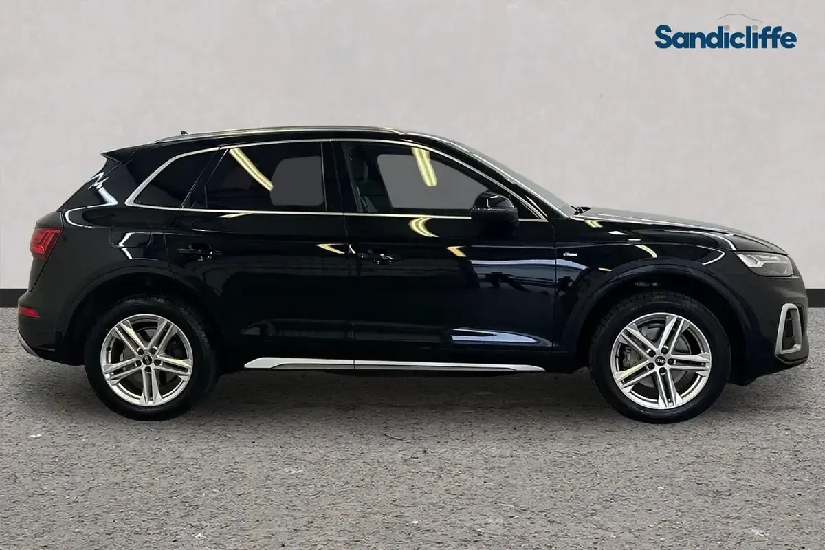 Używany Audi Q5 Business 2021 Czarny SUV