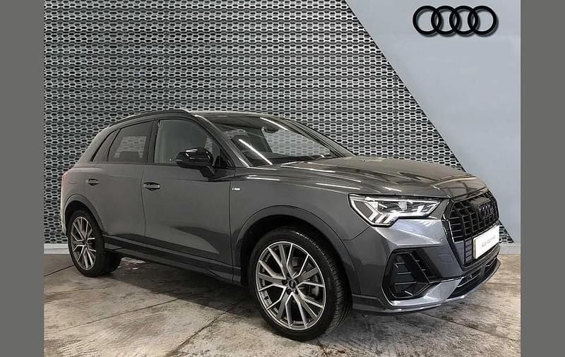 Used Audi Q3 Black Edition 150 HP (110 kW) 2025 Grey SUV