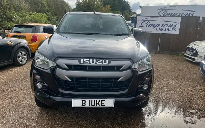 Used Isuzu D-Max 165 HP (121 kW) 2024 Cabriolet