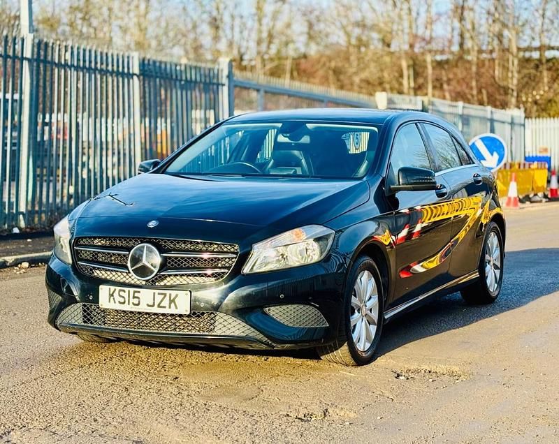 Used Mercedes A180 SE 109 HP (80 kW) 2015 Black Hatchback
