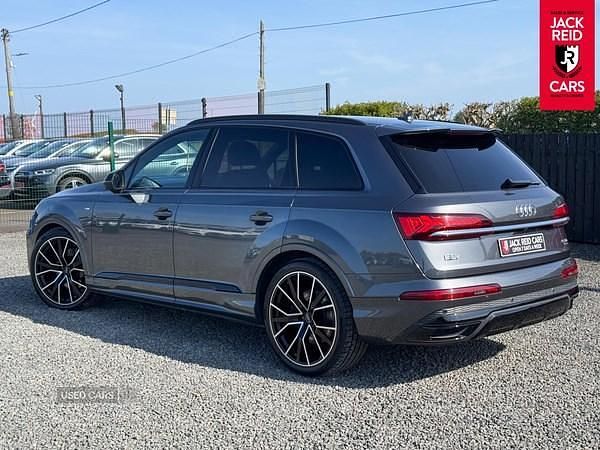 Usado Audi Q7 Black Edition 286 CV (210 kW) 2020 Gris SUV