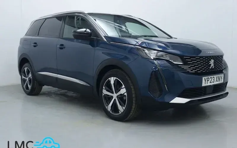 Second-hand Peugeot 5008 Allure+ 131 CP (96 kW) 2023 SUV
