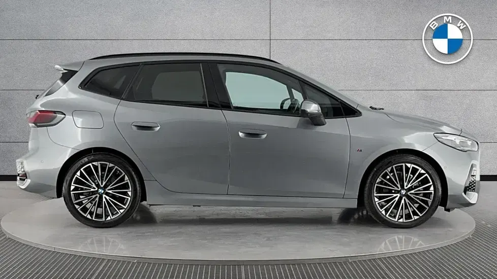 Second-hand BMW 223 Active Tourer M Sport 215 CP (158 kW) 2023 Gri Monovolum