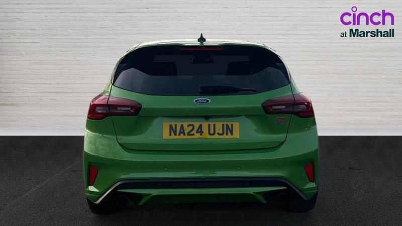 Used Ford Focus ST 280 HP (205 kW) 2024 Green