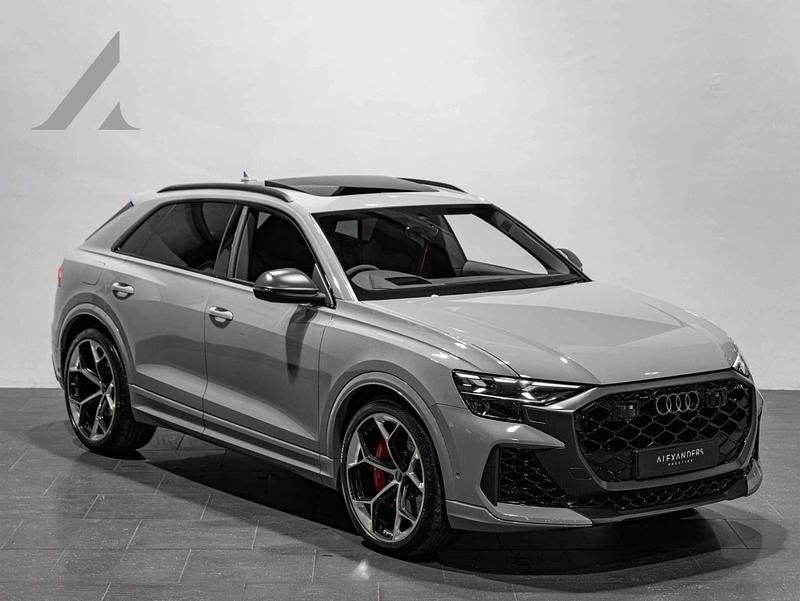 Grey Used 2025 Audi RS Q8 Design SUV | £129,995 - Image 1/4