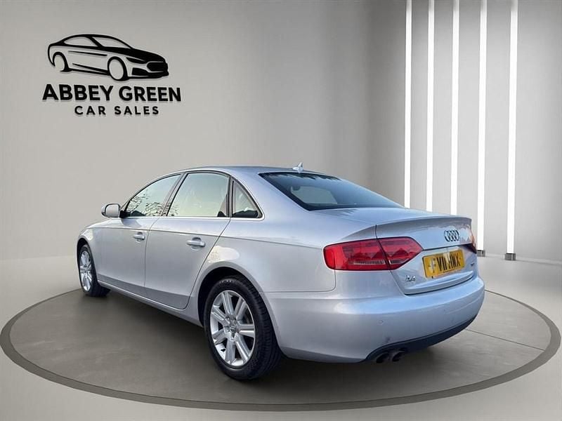 Used Audi A4 143 HP (105 kW) 2011 Silver Sedan