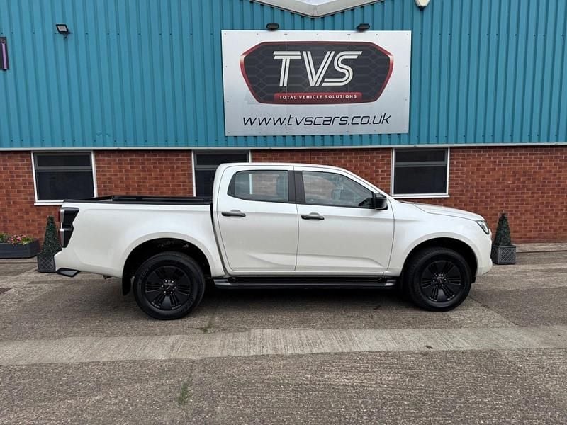 Used Isuzu D-Max 2021 White Pickup