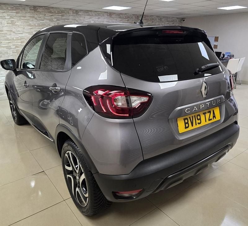 Used Renault Captur Iconic 2019 Grey SUV