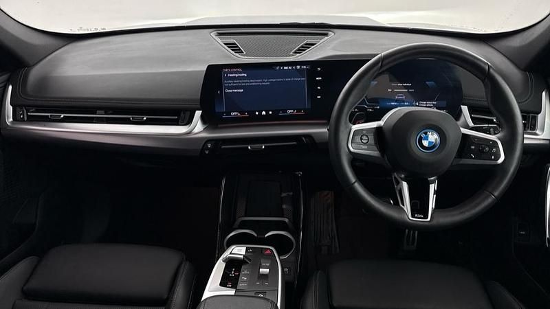 Used BMW iX1 M Sport 147 kW (201 HP) 2025 Blue SUV