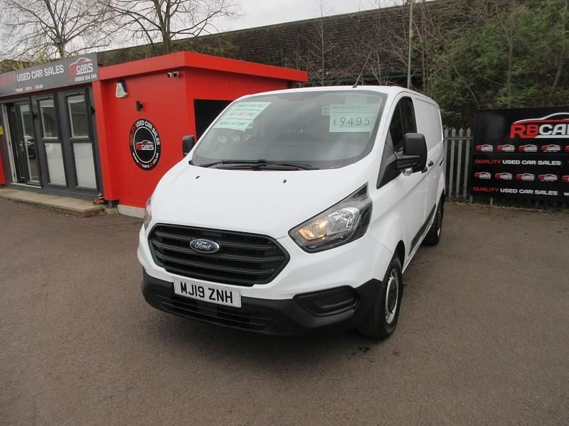 Used Ford Transit Custom 105 HP (77 kW) 2019 White Van
